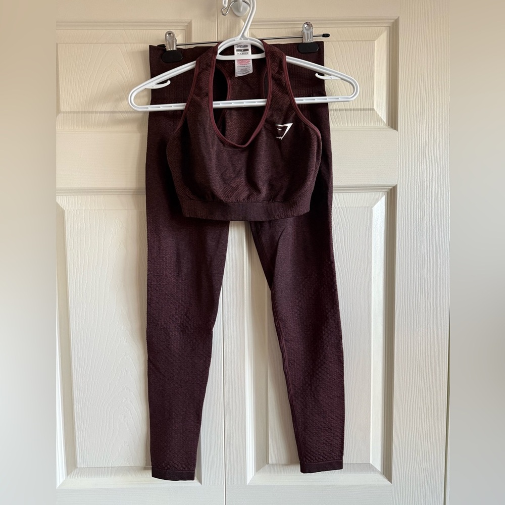 Gymshark set, burgundy, size M